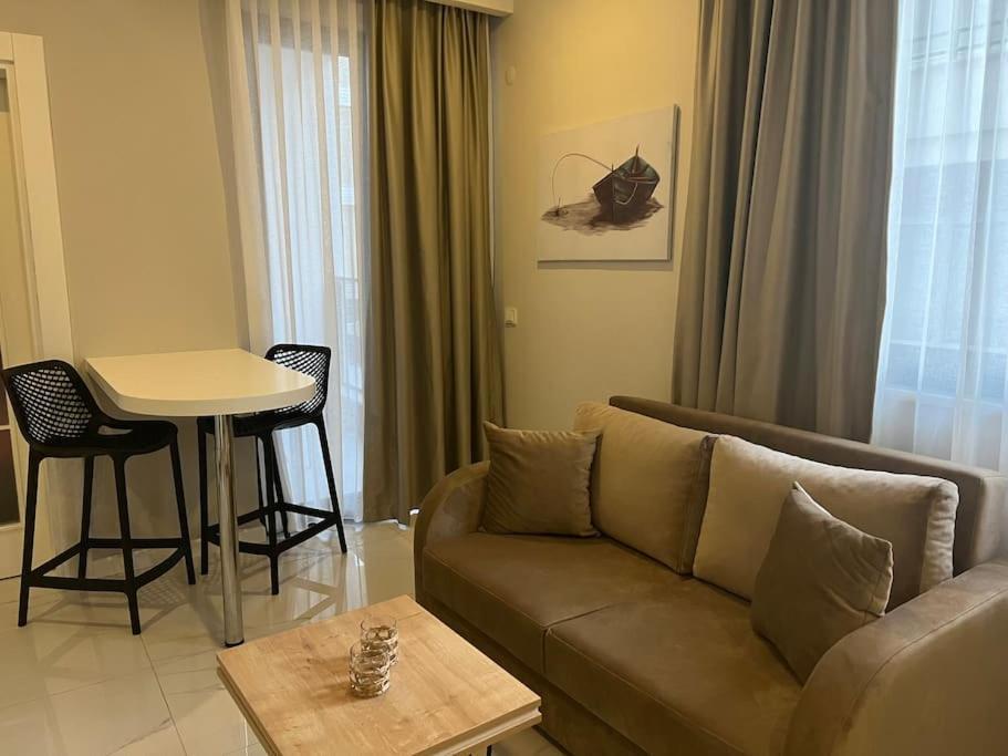 Camelia 4 Brand New 1+1 On Cleopatra Appartement
